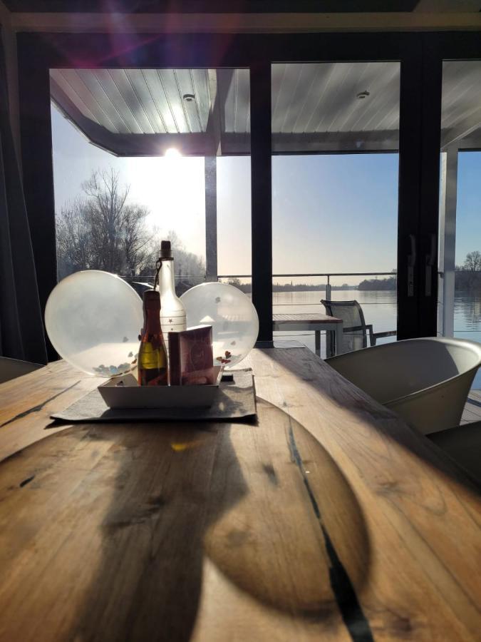 Houseboat Villa.Nautica Wiesbaden Exterior foto